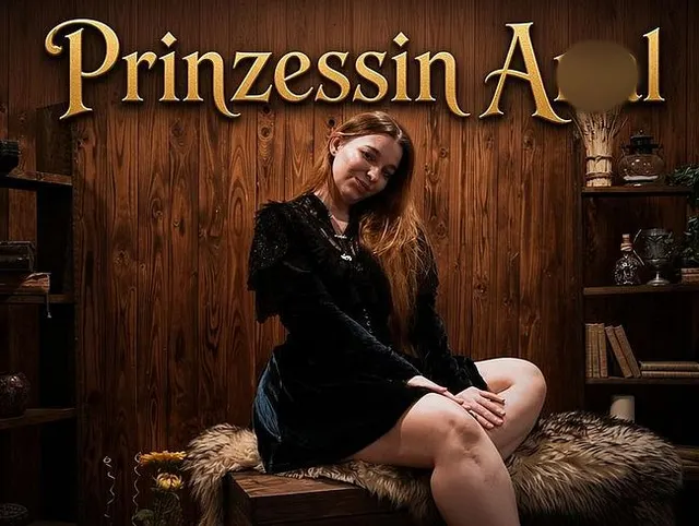 Prinzessin Anal - Finger tief im engen Arsch