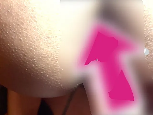 Ich glaube, ich bin noch nicht bereit, Analsex zu machen, aber ich werde mit der Praxis fortfahren