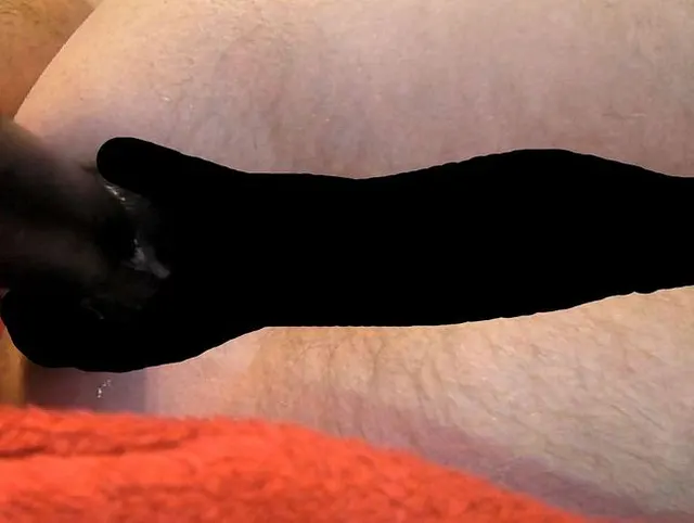 Fistdildo und die Rosette geil gefingert!