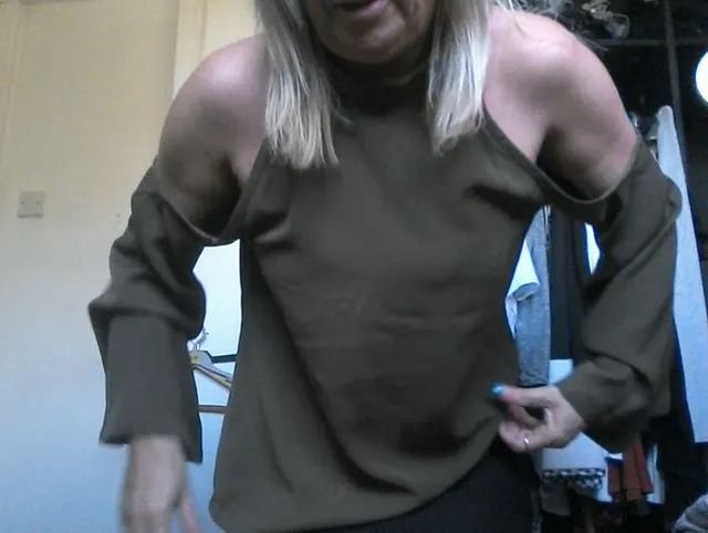 strip tease