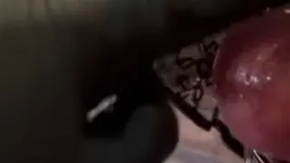 Die Sissy wird gemolken und schön bearbeitet