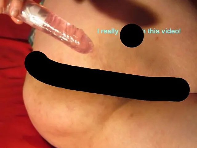 Dicker, rosa  Dildo muss in meinen Arsch