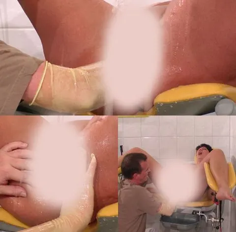 Anal Faust und Piss Orgasmus