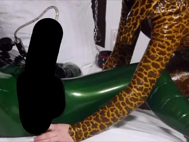 Latexgelüste Teil 3
