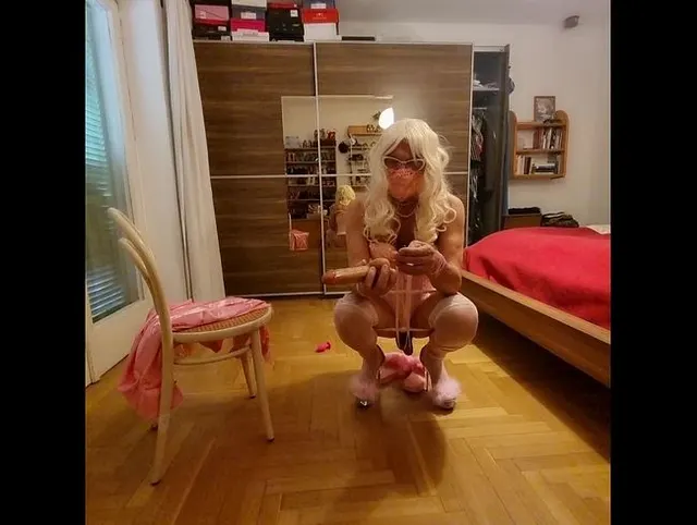 Daddy's muss sich alleine verwöhnen