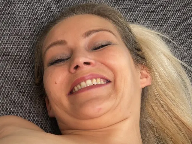 Unglaubliche 8 Orgasmen beim Arschfick! Squirt-Anal-erstaunlich lauter Abgang-Glückstränen-Sperma