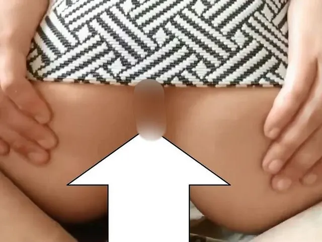 8 minuten großer fetter Schwanz fickt mich in verschiedenen Posen in den Arsch und ich springe mit m