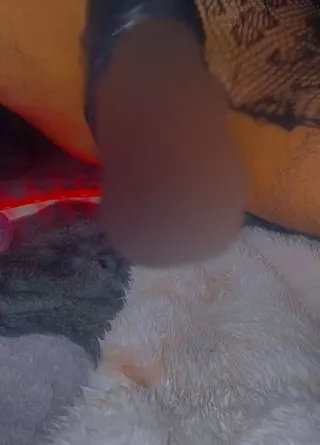 Hartdcore Sissy kommt zum dritten Mal . Guckt euch mal an wie sehr ich leide