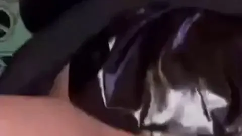 Wie ich es mir in meinen geilen Bunnyoutfit selber mache ??